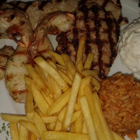 Hotel Syrtaki Bei Nikos *